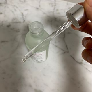 오투에니원 갈락토미세스 리바이탈라이징 프리미엄 화이트닝 에센스 50ml — 5점을 준 리뷰어가 2023년 3월 올린 사용 사진
