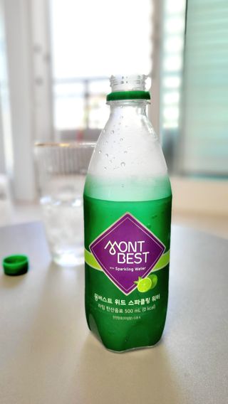 몽베스트 Montbest with Sparkling water Lime20병 — 5점을 준 리뷰어가 2022년 5월 올린 사용 사진