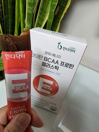 인디닥터 면역 생생 핑크 이뮨 젤리 + 타이탄 BCAA 프로틴 젤리스틱 — 5점을 준 리뷰어가 2022년 3월 올린 사용 사진