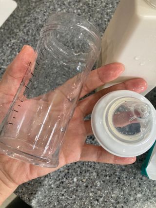마더케이 디아 프리미엄 젖병세정제 500ml 액상형/무향 — 5점을 준 리뷰어가 2021년 12월 올린 사용 사진