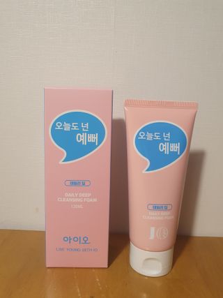IO 아이오 오늘도 넌 예뻐 - 데일리딥 클렌징폼 — 5점을 준 리뷰어가 2021년 3월 올린 사용 사진