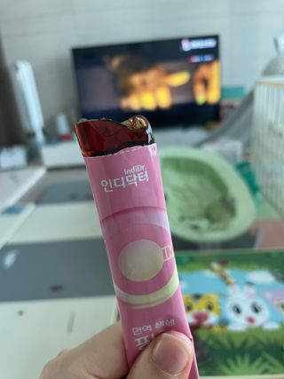 [인디닥터] 면역 생생 핑크 이뮨 젤리 — 4.5점을 준 리뷰어가 2022년 4월 올린 사용 사진