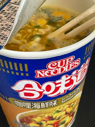 NISSIN 닛신 컵누들  4종 - 씨푸드오리지날, 씨푸드 스파이시, 씨푸드 커리, 씨푸드 XO소스 — 5점을 준 리뷰어가 2021년 11월 올린 사용 사진