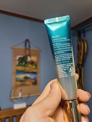 [NEW 탄력유턴 아이크림] AHC 유스 래스팅 리얼 아이크림 포 페이스 — 5점을 준 리뷰어가 2021년 2월 올린 사용 사진