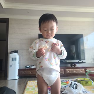 쿠잉 에어드라이  풀커버 팬티기저귀 (L/XL/XXL/XXXL) 1팩 — 5점을 준 리뷰어가 2023년 2월 올린 사용 사진