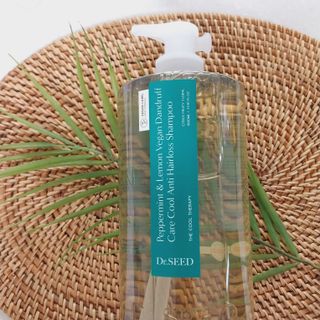 닥터시드 페퍼민트 앤 레몬 비건 비듬케어 쿨 탈모 샴푸 (1000ml) — 5점을 준 리뷰어가 2023년 7월 올린 사용 사진