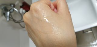 플레라디 에델바이스 워터풀 젤리 세럼 — 5점을 준 리뷰어가 2021년 7월 올린 사용 사진