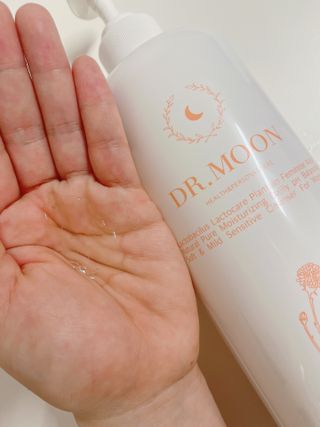 프리[닥터문] 유산균 락토케어 질경초 여성청결제 1000ml (젤타입) — 5점을 준 리뷰어가 2022년 6월 올린 사용 사진