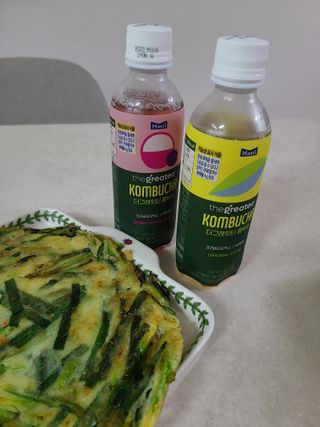더그레잇티 콤부차 300ml *12개입 (오리지널 6개+베리리치 6개) — 5점을 준 리뷰어가 2022년 7월 올린 사용 사진