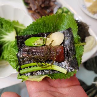 마라도푸드 포항 구룡포 햇 과메기 야채세트 마라도회식당 꽁치 — 5점을 준 리뷰어가 2023년 10월 올린 사용 사진