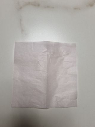 [갸스비] 메이크업은 그대로, 피지만 쏙 - BB킵 오일컨트롤 파우더 페이퍼 — 4점을 준 리뷰어가 2021년 10월 올린 사용 사진