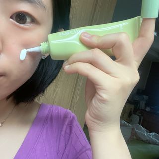 아이레시피 마일드시카 브라이트닝 업 선스크린 SPF50+ PA++++ — 5점을 준 리뷰어가 2023년 6월 올린 사용 사진