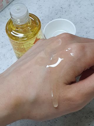 바이오오일 [바이오-오일] 스킨케어 오일 내추럴 60ml — 4.5점을 준 리뷰어가 2021년 6월 올린 사용 사진