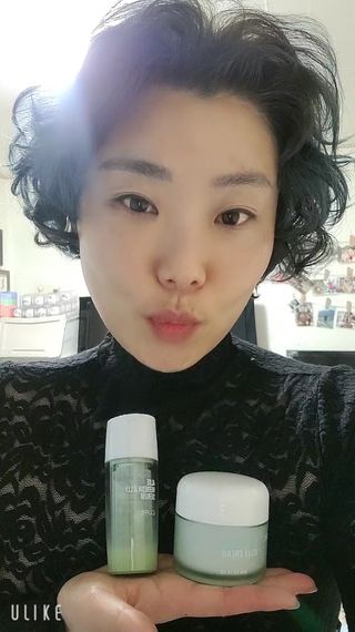 김정문알로에 큐어 큐어 알로에 리프레쉬 젤리 세럼, 큐어 알로에 하이드로 젤리 크림 — 5점을 준 리뷰어가 2021년 2월 올린 사용 사진