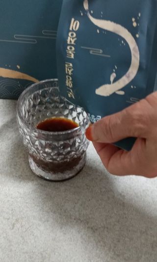 [비린내 완벽제거] 본황칠 통장어 국내산 장어즙 아르기닌 2800mg 장어즙효능 기력보강 — 5점을 준 리뷰어가 2022년 8월 올린 사용 사진