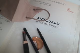 애니가드 셋업메베마스크 (대형 4컬러 + 중형 4컬러) — 5점을 준 리뷰어가 2022년 4월 올린 사용 사진