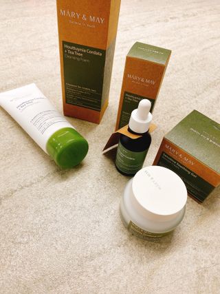 마리엔메이 센서티브 수딩 젤 크림 + 어성초 티트리 추출물 세럼 + 어성초 티트리 모공 클렌징 폼 — 5점을 준 리뷰어가 2021년 8월 올린 사용 사진
