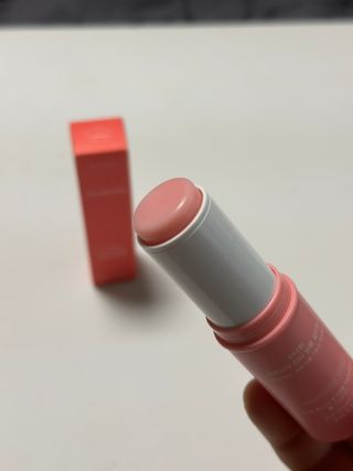 스킨큐어 산다화 카멜리아 안티 링클 멀티밤 — 5점을 준 리뷰어가 2023년 10월 올린 사용 사진
