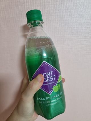 몽베스트 Montbest with Sparkling water Lime20병 — 5점을 준 리뷰어가 2022년 7월 올린 사용 사진