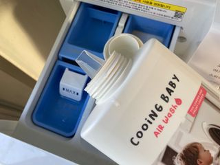 쿠잉베이비 에어워시 세탁세제,섬유유연제 1L — 4.5점을 준 리뷰어가 2023년 2월 올린 사용 사진