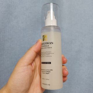 오투에니원 화이트스완 센텔라 루미너스 미스트 세럼 100ml — 5점을 준 리뷰어가 2023년 2월 올린 사용 사진
