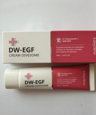이지듀 DW-EGF 크림 다이브좀_콜라겐이 쏙쏙, 탄력피부로 다이빙 — 5점을 준 리뷰어가 2021년 2월 올린 사용 사진