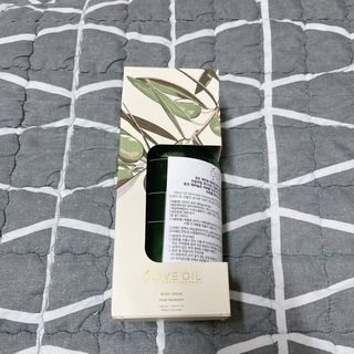 올리브 오일 스킨케어 컴퍼니 [OOSC] 향기로운 보습 로즈 제라늄 바디워시 500ml — 5점을 준 리뷰어가 2021년 4월 올린 사용 사진