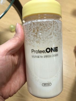 프로티원 단백질쉐이크 곡물맛 2주분 1통+보틀 — 5점을 준 리뷰어가 2021년 3월 올린 사용 사진