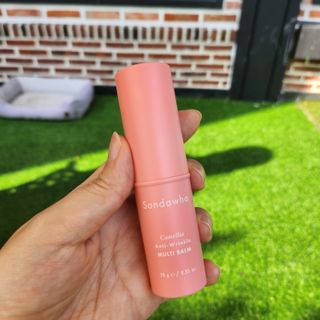 스킨큐어 산다화 카멜리아 안티 링클 멀티밤 — 4.5점을 준 리뷰어가 2022년 10월 올린 사용 사진