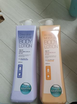 [과일나라] 바세린 모이스처 바디로션 1000ml 2종 — 5점을 준 리뷰어가 2021년 10월 올린 사용 사진
