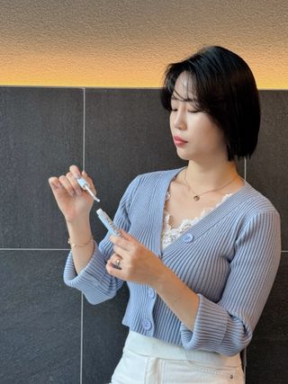 더소설 소설 인텐시브 아이래쉬 앰플 10g(SOSEOL INTENSIVE EYELASH AMPOULE 10g) — 5점을 준 리뷰어가 2024년 1월 올린 사용 사진