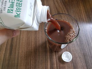 셀렉스스포츠 셀렉스 스포츠 드링크 초콜릿 _ 330ml x 12팩 — 3점을 준 리뷰어가 2021년 12월 올린 사용 사진