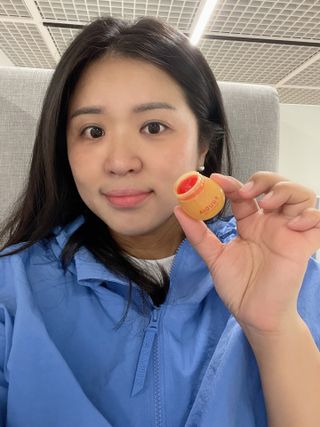 [후르디아] 올리브영 꿀과즙 립밤 2종 (블루베리/석류) — 4.5점을 준 리뷰어가 2021년 11월 올린 사용 사진