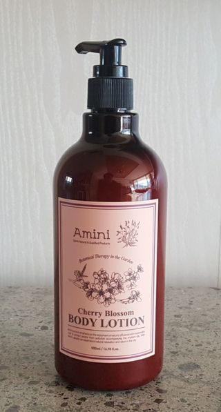 아미니 플라워테라피 바디로션  500ml 시리즈 — 5점을 준 리뷰어가 2021년 1월 올린 사용 사진