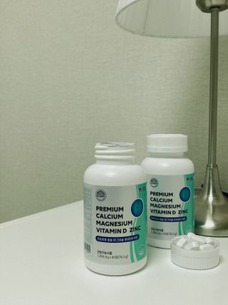 서울약사신협 네이처픽_칼슘마그네슘비타민D_1,305mg x 120캡슐 — 5점을 준 리뷰어가 2021년 9월 올린 사용 사진
