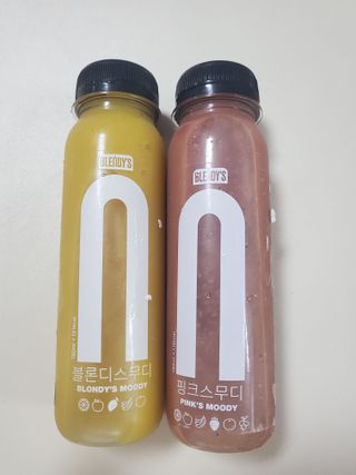 BLENDY'S 핑크 스무디+블론디 스무디 — 5점을 준 리뷰어가 2021년 9월 올린 사용 사진