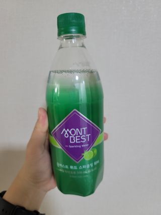 몽베스트 Montbest with Sparkling water Lime20병 — 5점을 준 리뷰어가 2021년 10월 올린 사용 사진