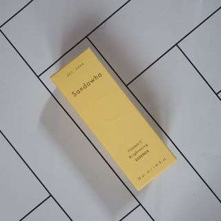 스킨큐어 산다화 비타민c 화이트닝 에센스 30ml — 5점을 준 리뷰어가 2022년 3월 올린 사용 사진