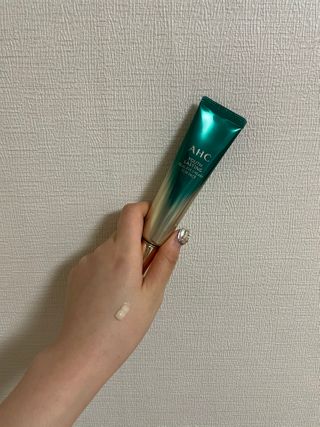 [NEW 탄력유턴 아이크림] AHC 유스 래스팅 리얼 아이크림 포 페이스 — 5점을 준 리뷰어가 2021년 1월 올린 사용 사진