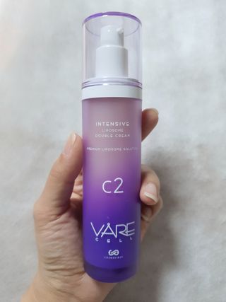 바르셀 주름개선 리프팅 영양크림 인텐시브 리포좀 더블크림-C2 50ml — 4.5점을 준 리뷰어가 2021년 11월 올린 사용 사진