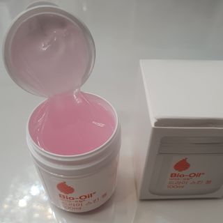 바이오오일 [바이오-오일] 드라이 스킨 젤 100ml — 5점을 준 리뷰어가 2021년 9월 올린 사용 사진
