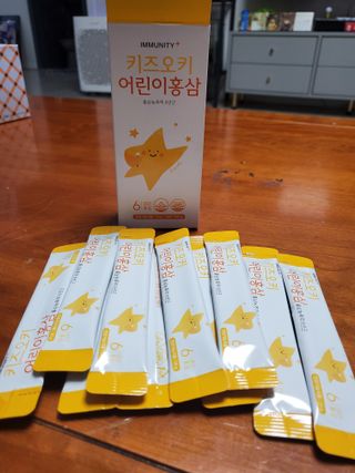 [이뮤니티플러스]우리아이 면역오키, 건강오키 _ 키즈오키 어린이홍삼 10포 1box — 4점을 준 리뷰어가 2022년 2월 올린 사용 사진