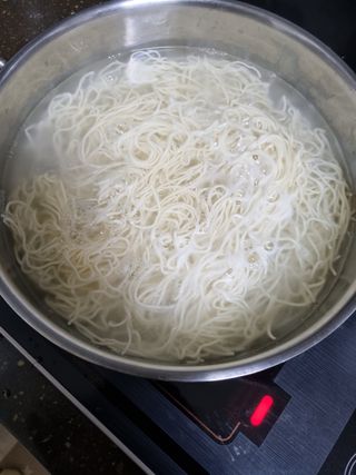 [한면원] 비빔국수 2인분 — 5점을 준 리뷰어가 2022년 8월 올린 사용 사진