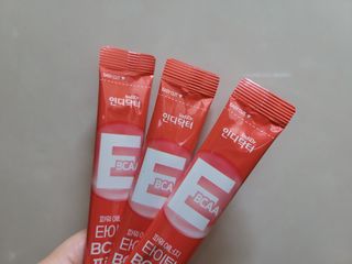 [인디닥터] 타이탄 BCAA 프로틴 젤리스틱 — 3.5점을 준 리뷰어가 2022년 6월 올린 사용 사진