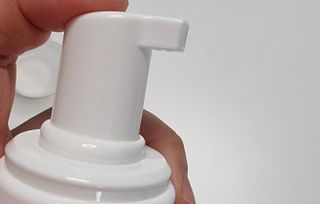 MF프리 [닥터문] 유산균 락토케어 질경초 여성청결제 200ml (폼타입) — 4점을 준 리뷰어가 2022년 9월 올린 사용 사진