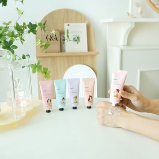 파시 고보습 핸드크림 40ml 5종 기프트 세트 — 5점을 준 리뷰어가 2022년 8월 올린 사용 사진