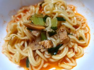[풀무원] 자연은맛있다 정면, 백면, 홍면  세트 — 5점을 준 리뷰어가 2021년 4월 올린 사용 사진