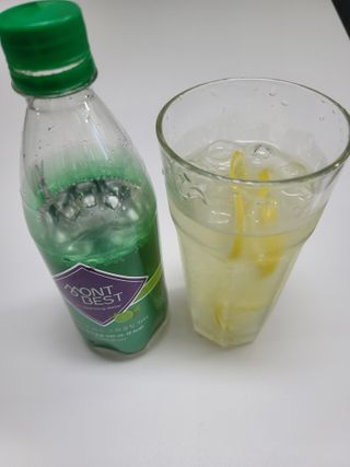 몽베스트 Montbest with Sparkling water Lime20병 — 5점을 준 리뷰어가 2022년 7월 올린 사용 사진