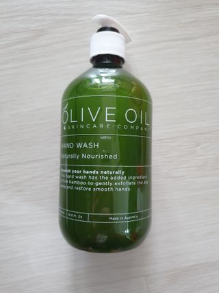 올리브 오일 스킨케어 컴퍼니 [OOSC] 촉촉 깨끗 내추럴리 너리시드 핸드워시 500ml — 5점을 준 리뷰어가 2021년 5월 올린 사용 사진
