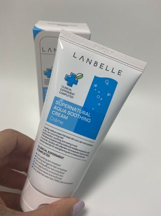 랑벨 수퍼내츄럴 아쿠아 수딩 크림 100ml — 5점을 준 리뷰어가 2022년 4월 올린 사용 사진